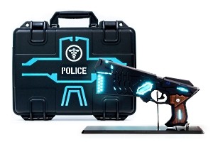 ドミネータープロテクターケース/ドミネーターディスプレイスタンド